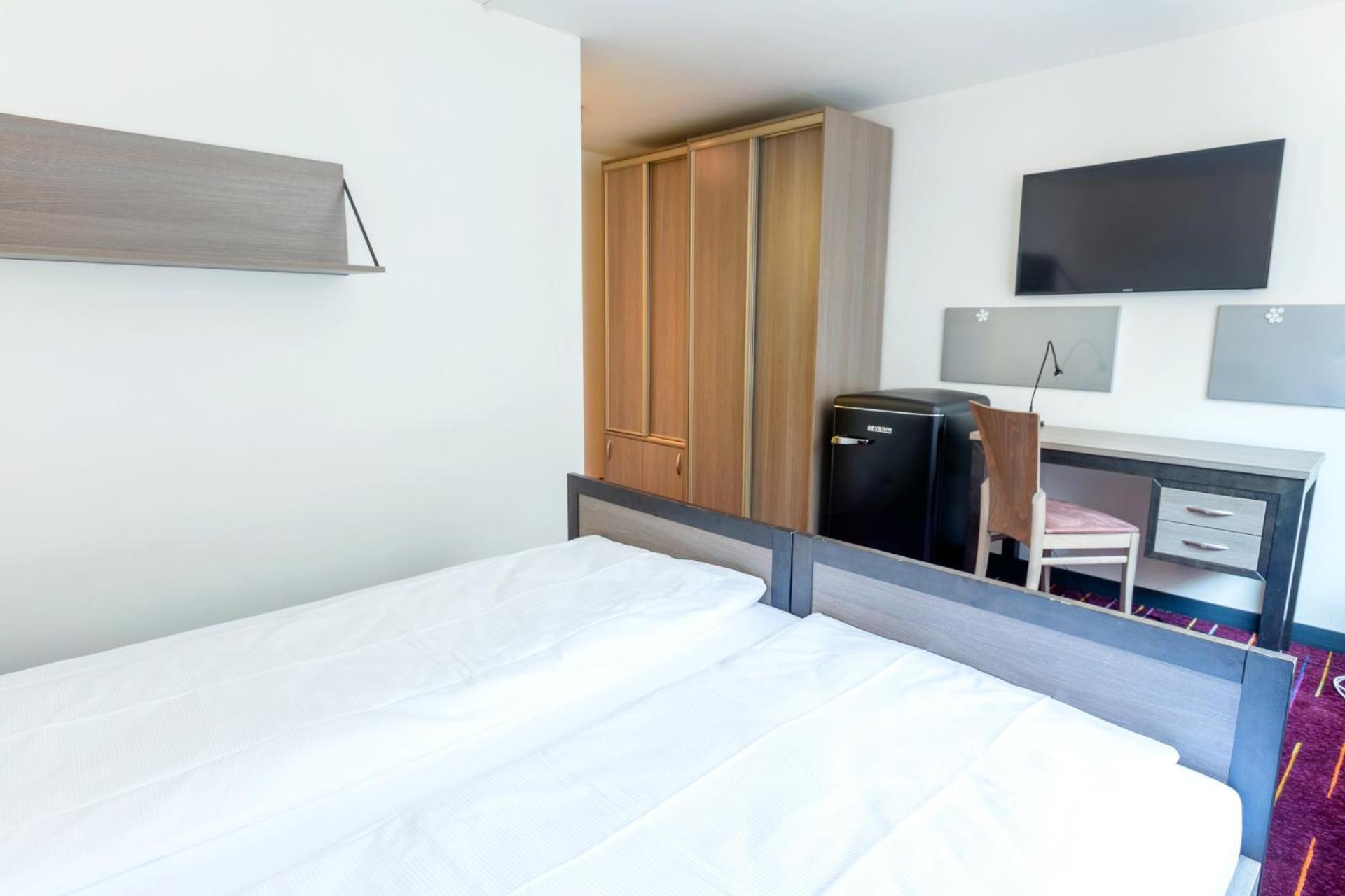 Glandon Rooms Limelight - Self-Check-In Lucerne ภายนอก รูปภาพ