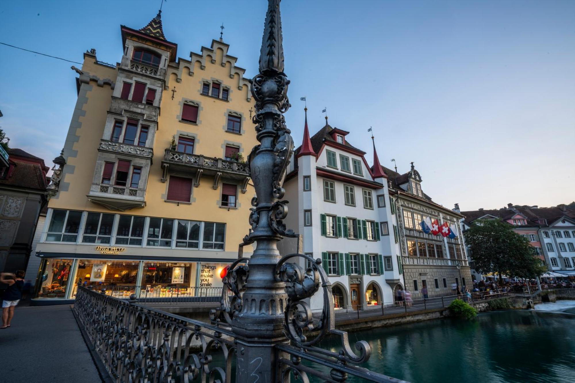 Glandon Rooms Limelight - Self-Check-In Lucerne ภายนอก รูปภาพ